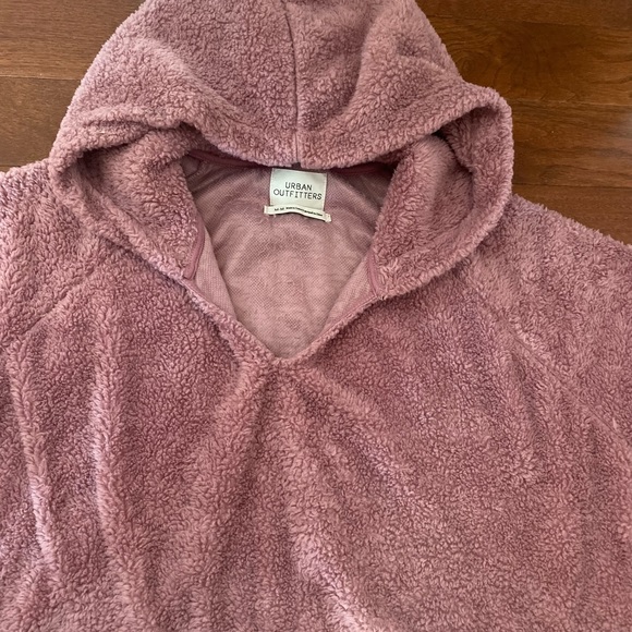 Urban Outfitters Cozy Crop Top - Picture 6 of 6